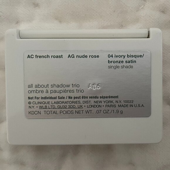 Ready for Spring?   Clinique Makeup Bag and Aloe Moisture Gloves and Socks - Picture 6 of 8